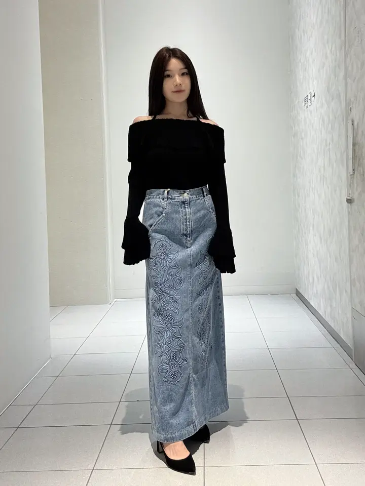 GRACE CONTINENTAL 王　宇キン コーディネート画像