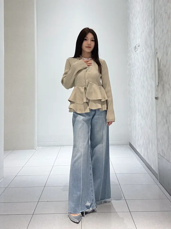 GRACE CONTINENTAL 王　宇キン コーディネート画像