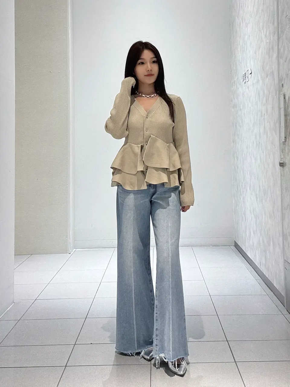 GRACE CONTINENTAL 王　宇キン コーディネート画像