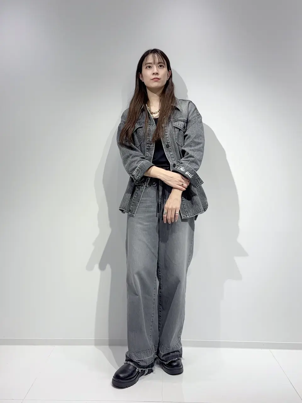 GRACE CONTINENTAL Hikaru Okada コーディネート画像