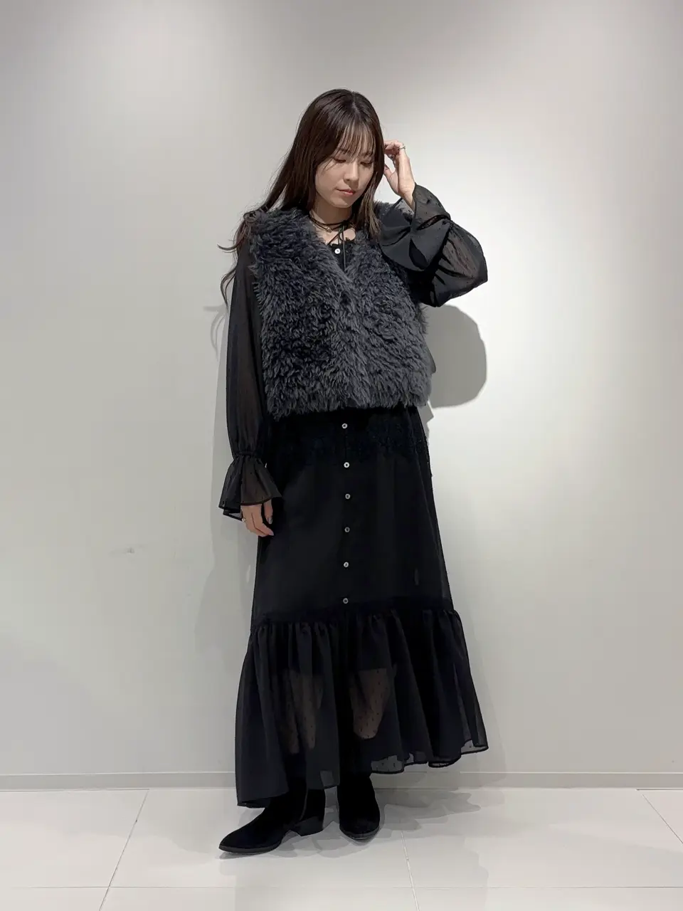 GRACE CONTINENTAL Hikaru Okada コーディネート画像