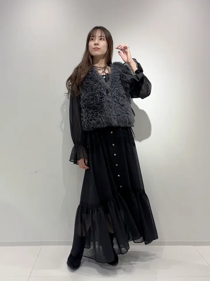 GRACE CONTINENTAL Hikaru Okada コーディネート画像