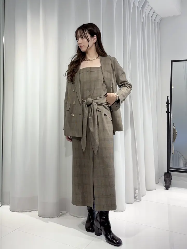 GRACE CONTINENTAL Hikaru Okada コーディネート画像