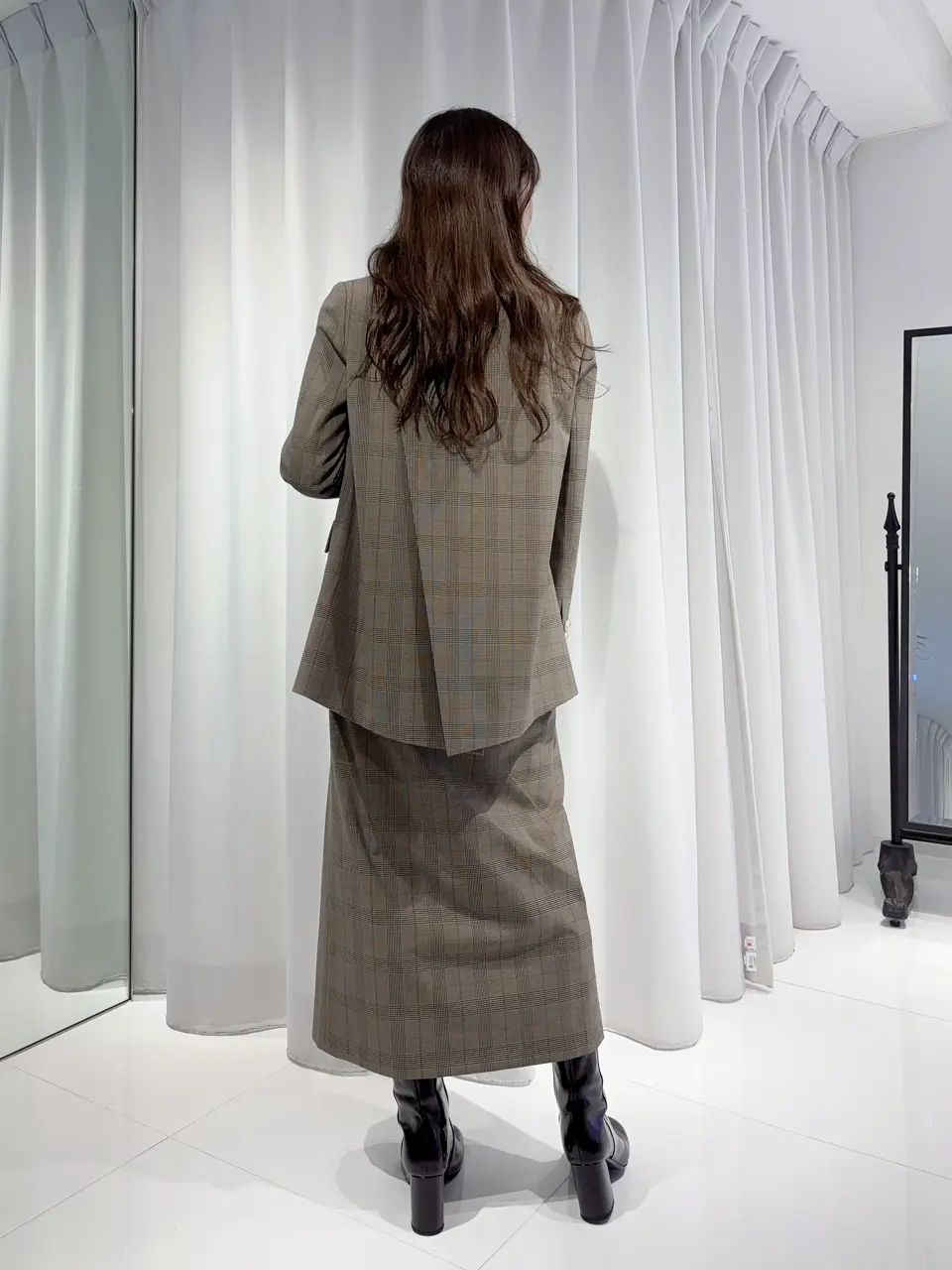 GRACE CONTINENTAL Hikaru Okada コーディネート画像