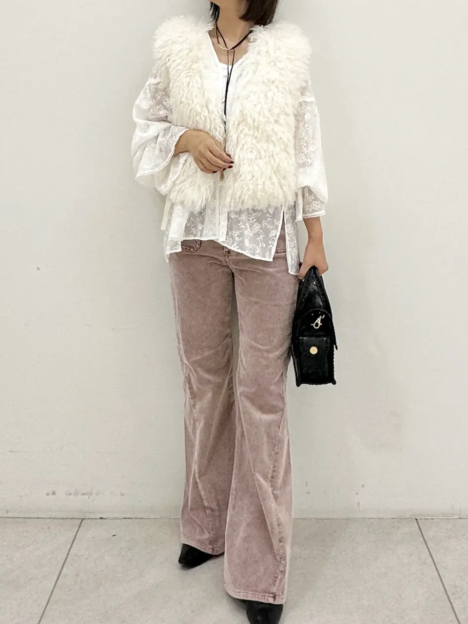 GRACE CONTINENTAL MORITA AI コーディネート画像