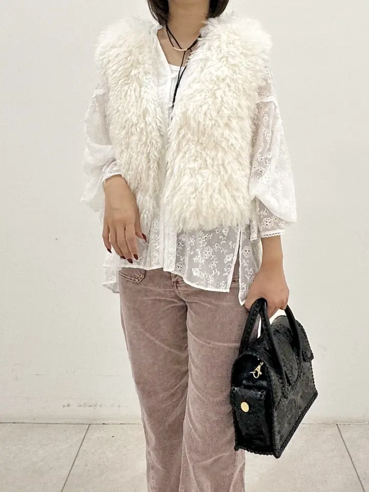 GRACE CONTINENTAL MORITA AI コーディネート画像