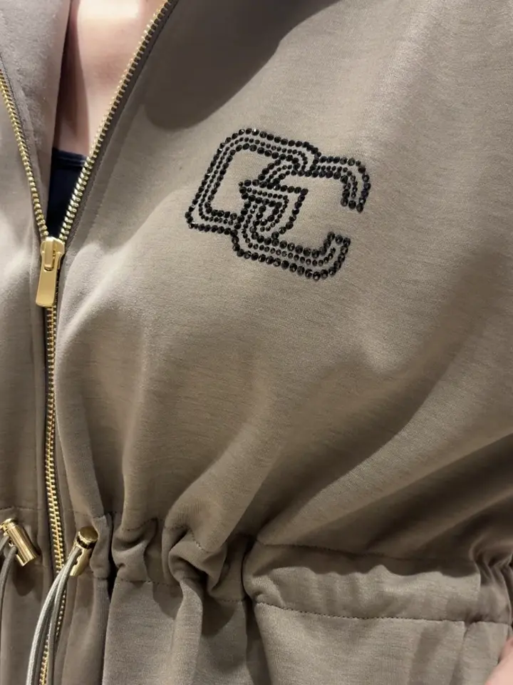 GRACE CONTINENTAL N.YURI コーディネート画像