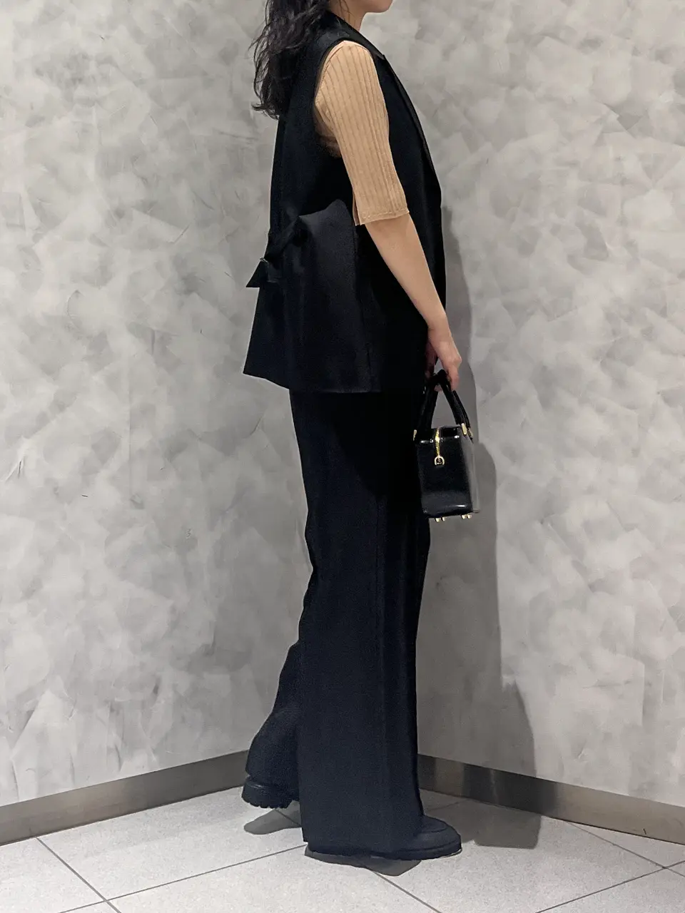 GRACE CONTINENTAL OZAWA コーディネート画像