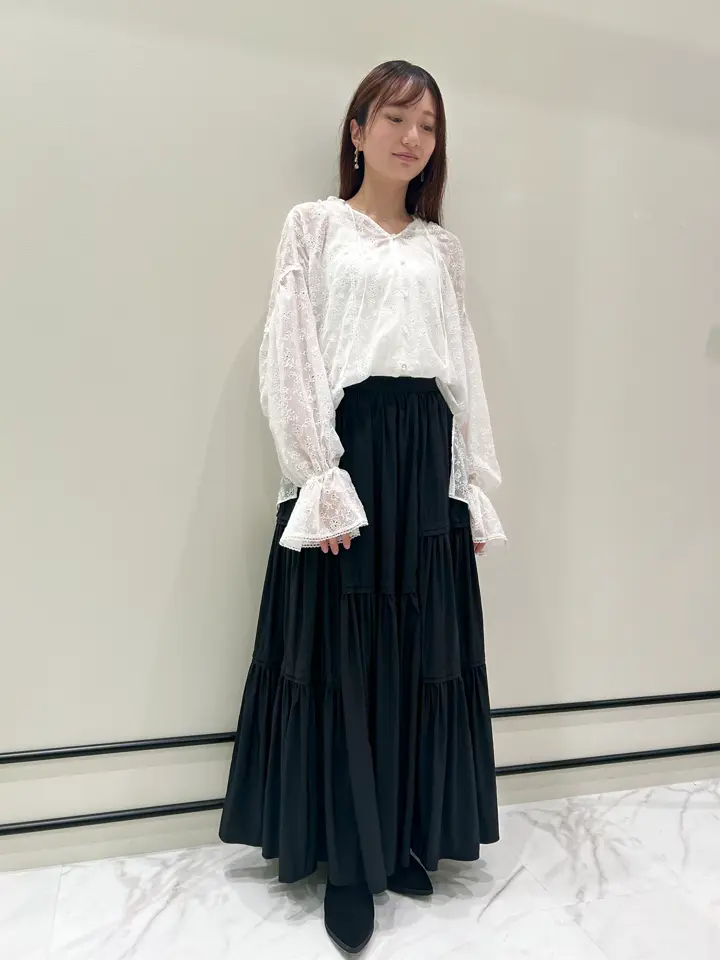 GRACE CONTINENTAL 若園　ひかり コーディネート画像