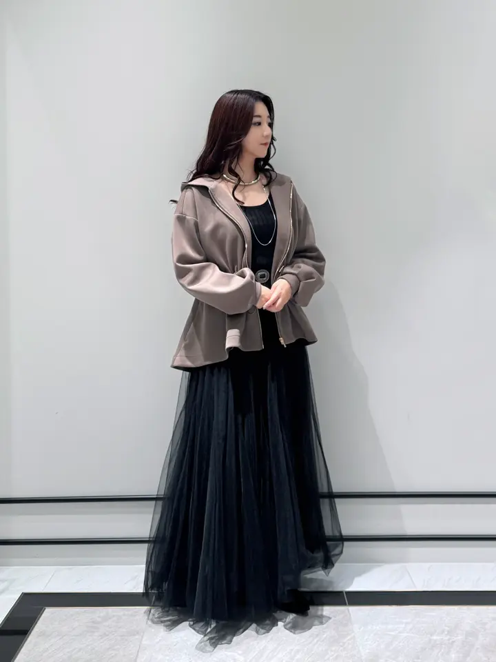 GRACE CONTINENTAL MOMOKO コーディネート画像