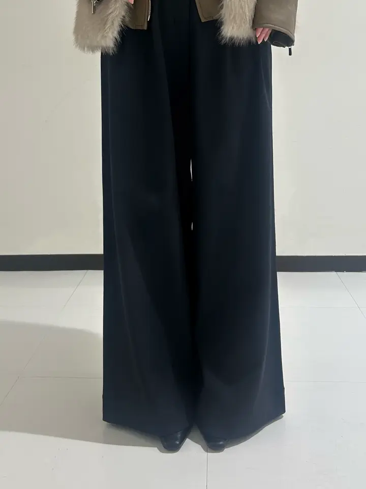 GRACE CONTINENTAL 狩野　珠季 コーディネート画像