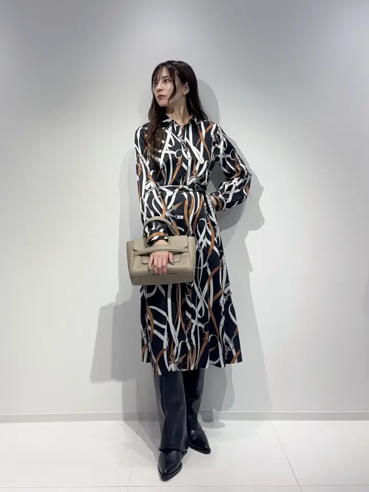 GRACE CONTINENTAL Hikaru Okada コーディネート画像