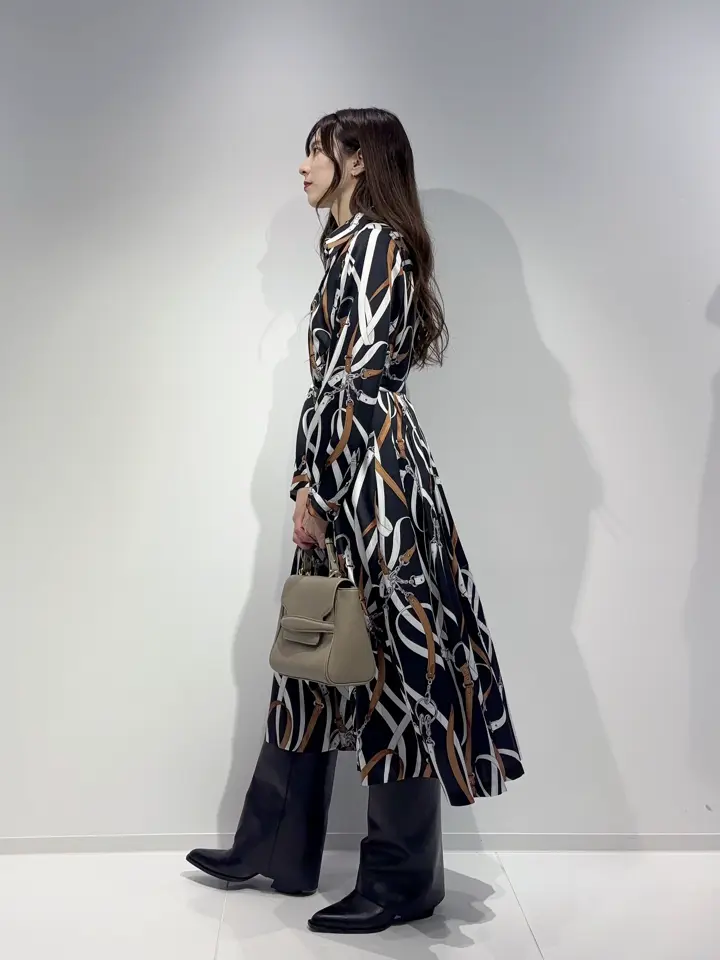 GRACE CONTINENTAL Hikaru Okada コーディネート画像