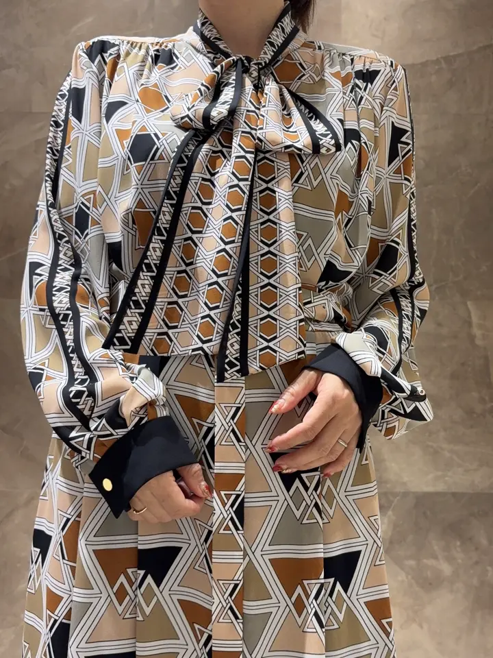 GRACE CONTINENTAL 穐山　香織 コーディネート画像