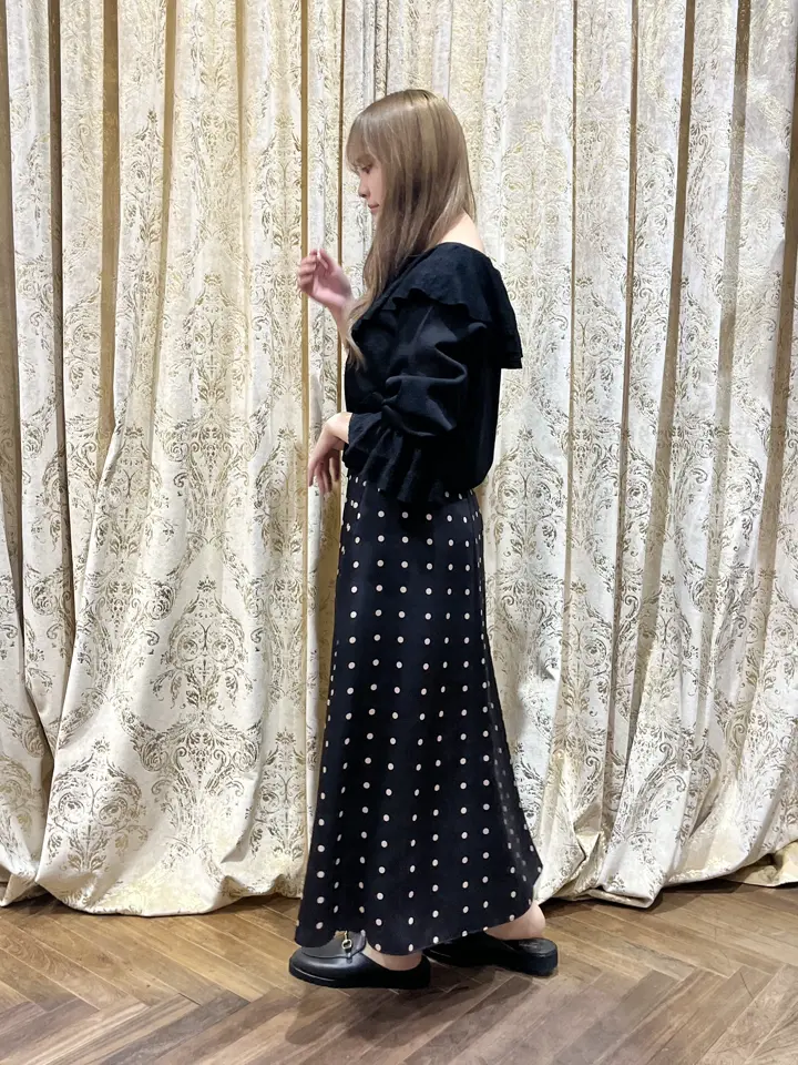 GRACE CONTINENTAL adachi miyuki コーディネート画像