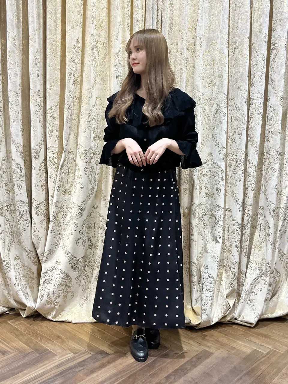 GRACE CONTINENTAL adachi miyuki コーディネート画像