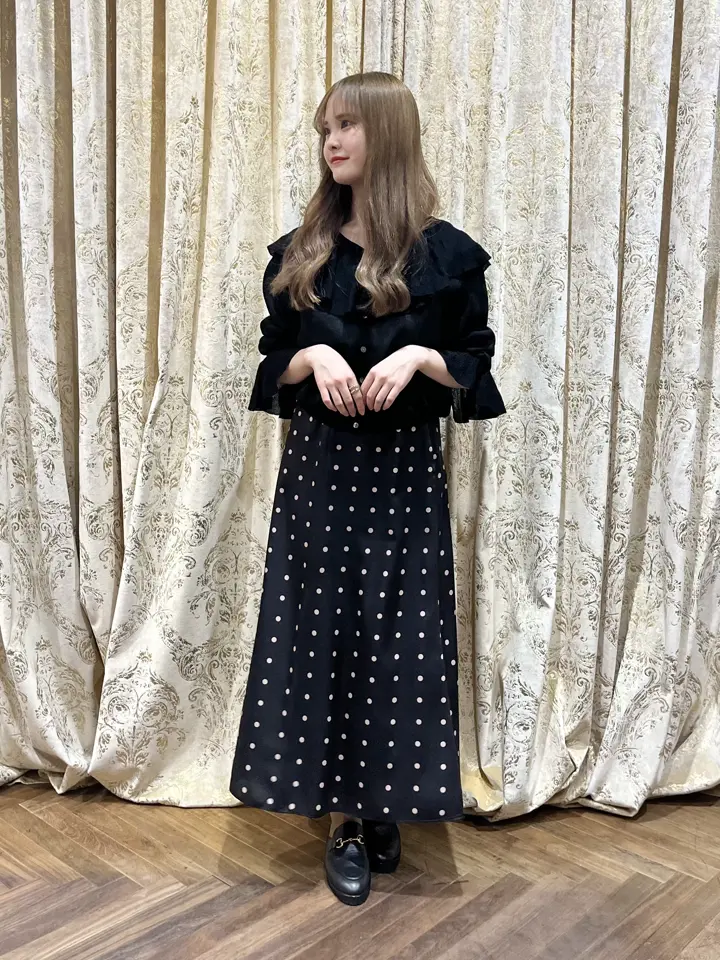 GRACE CONTINENTAL adachi miyuki コーディネート画像