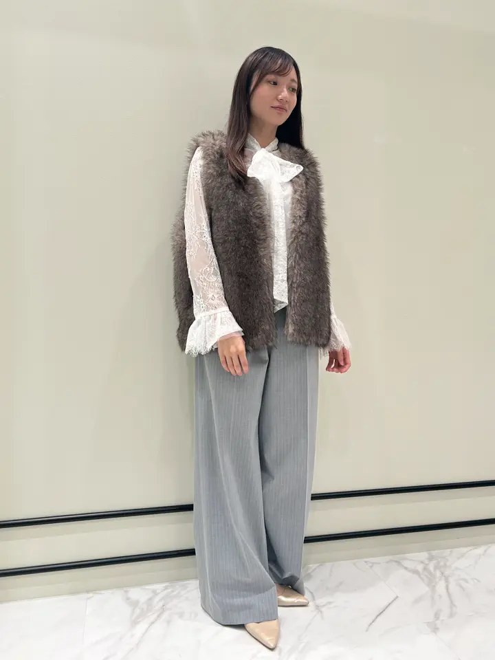 GRACE CONTINENTAL 若園　ひかり コーディネート画像