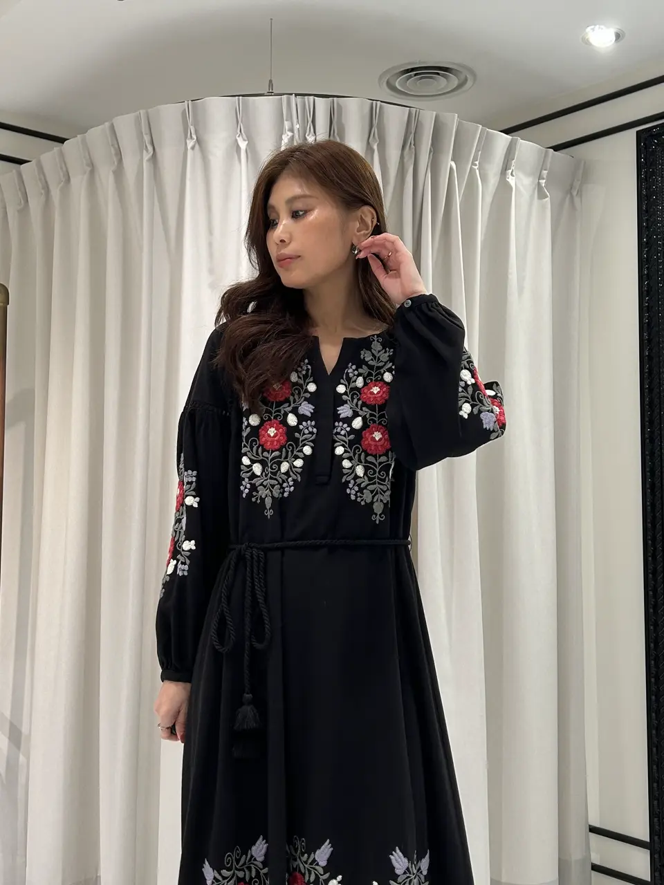 GRACE CONTINENTAL 志田　悠 コーディネート画像