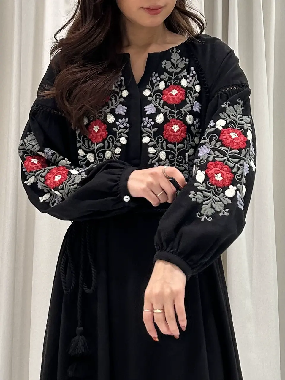 GRACE CONTINENTAL 志田　悠 コーディネート画像