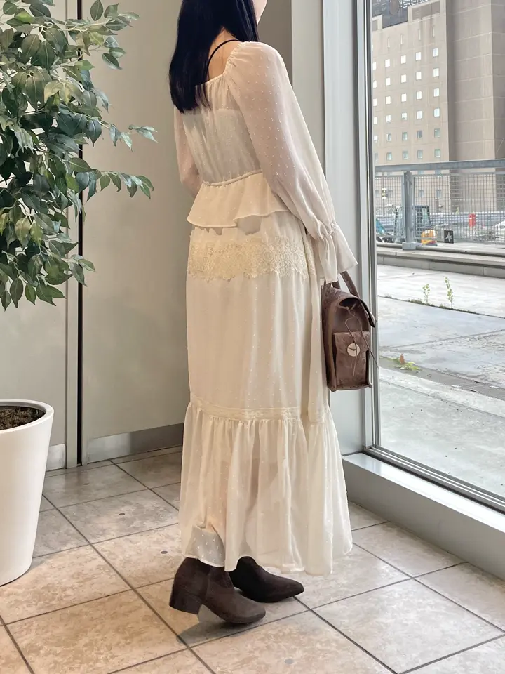 GRACE CONTINENTAL 端場　わかな コーディネート画像