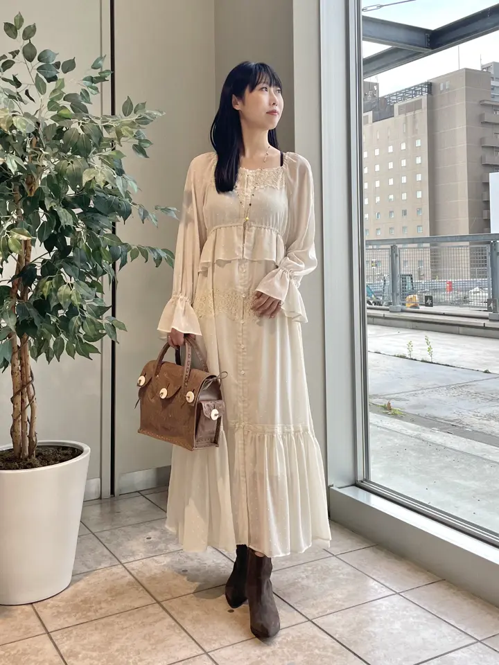 GRACE CONTINENTAL 端場　わかな コーディネート画像