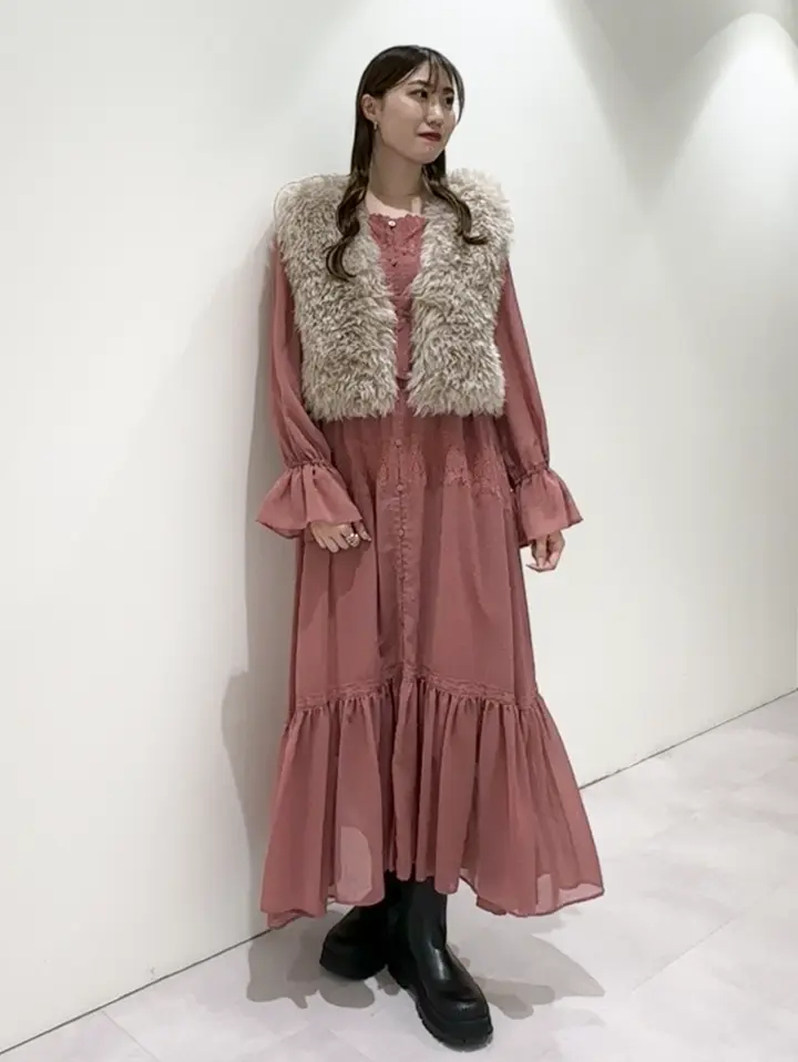 GRACE CONTINENTAL 遠藤　みずき コーディネート画像