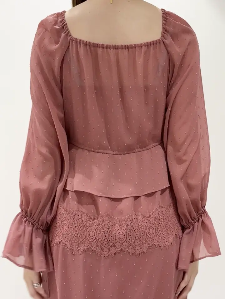 GRACE CONTINENTAL 遠藤　みずき コーディネート画像