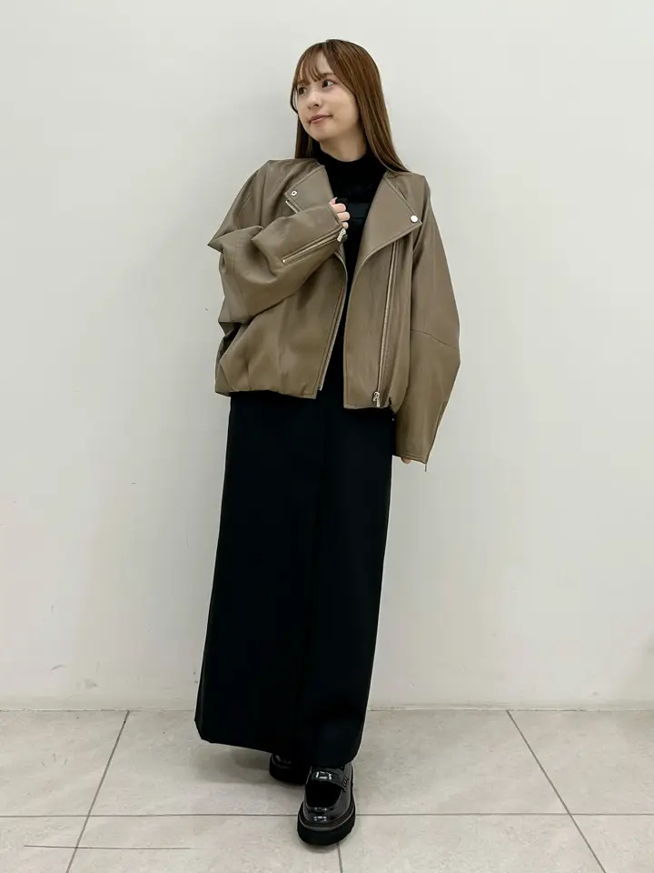 GRACE CONTINENTAL Miu Akamatsu コーディネート画像