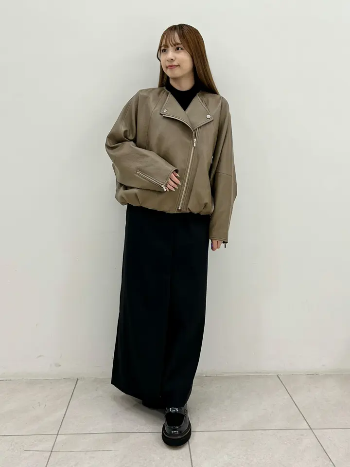 GRACE CONTINENTAL Miu Akamatsu コーディネート画像