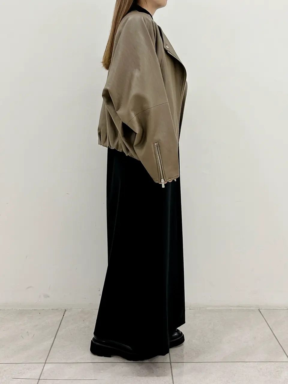 GRACE CONTINENTAL Miu Akamatsu コーディネート画像