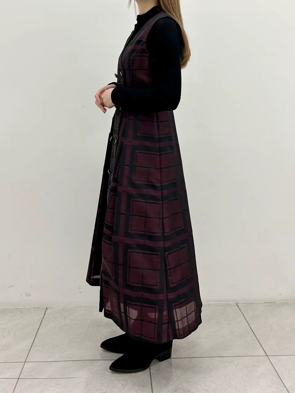 GRACE CONTINENTAL Miu Akamatsu コーディネート画像