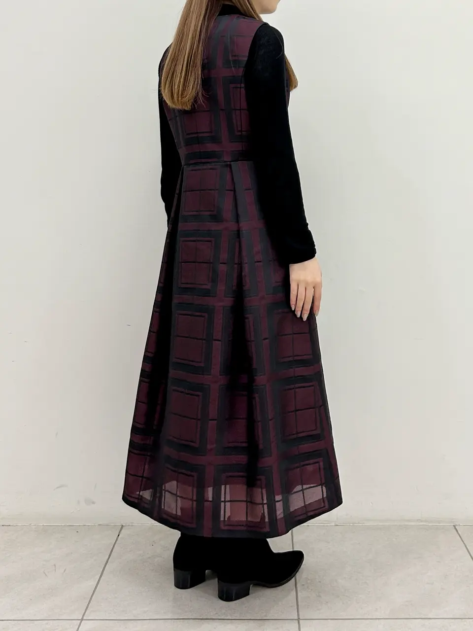 GRACE CONTINENTAL Miu Akamatsu コーディネート画像