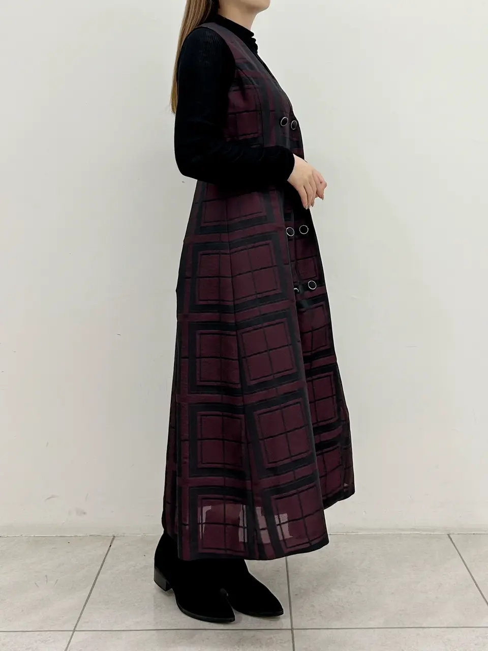 GRACE CONTINENTAL Miu Akamatsu コーディネート画像