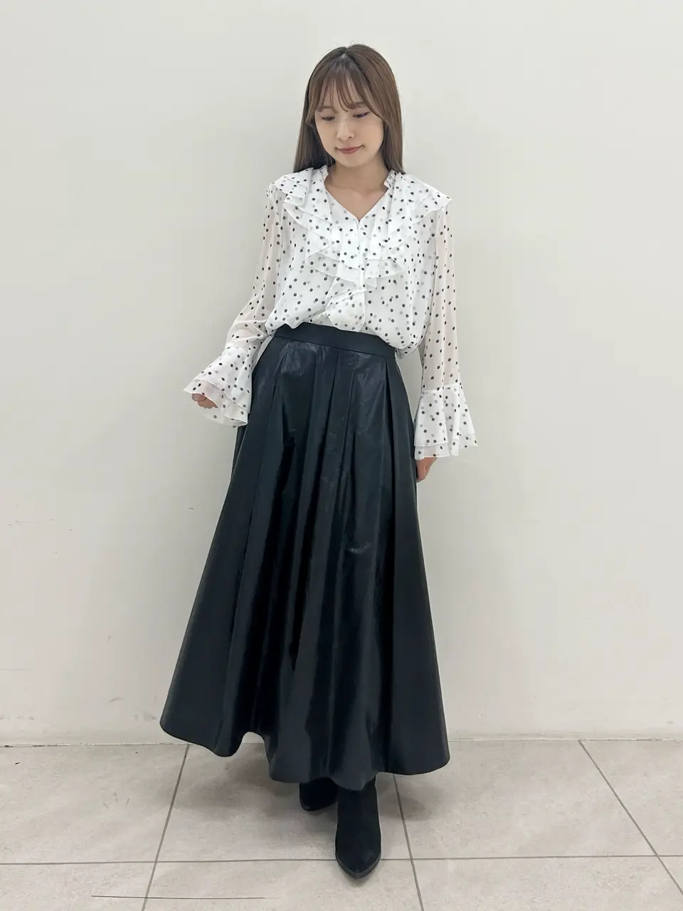 GRACE CONTINENTAL Miu Akamatsu コーディネート画像