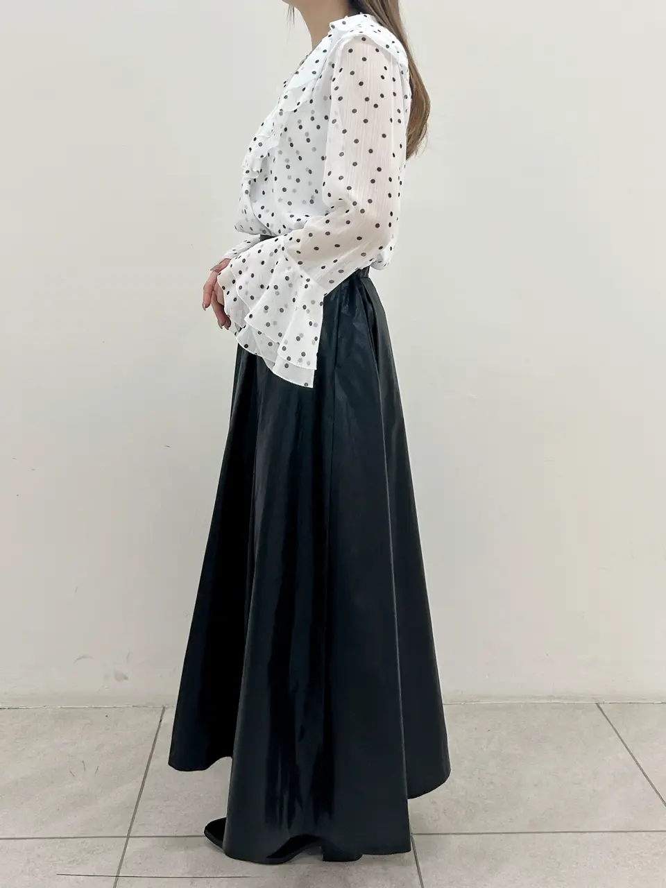 GRACE CONTINENTAL Miu Akamatsu コーディネート画像