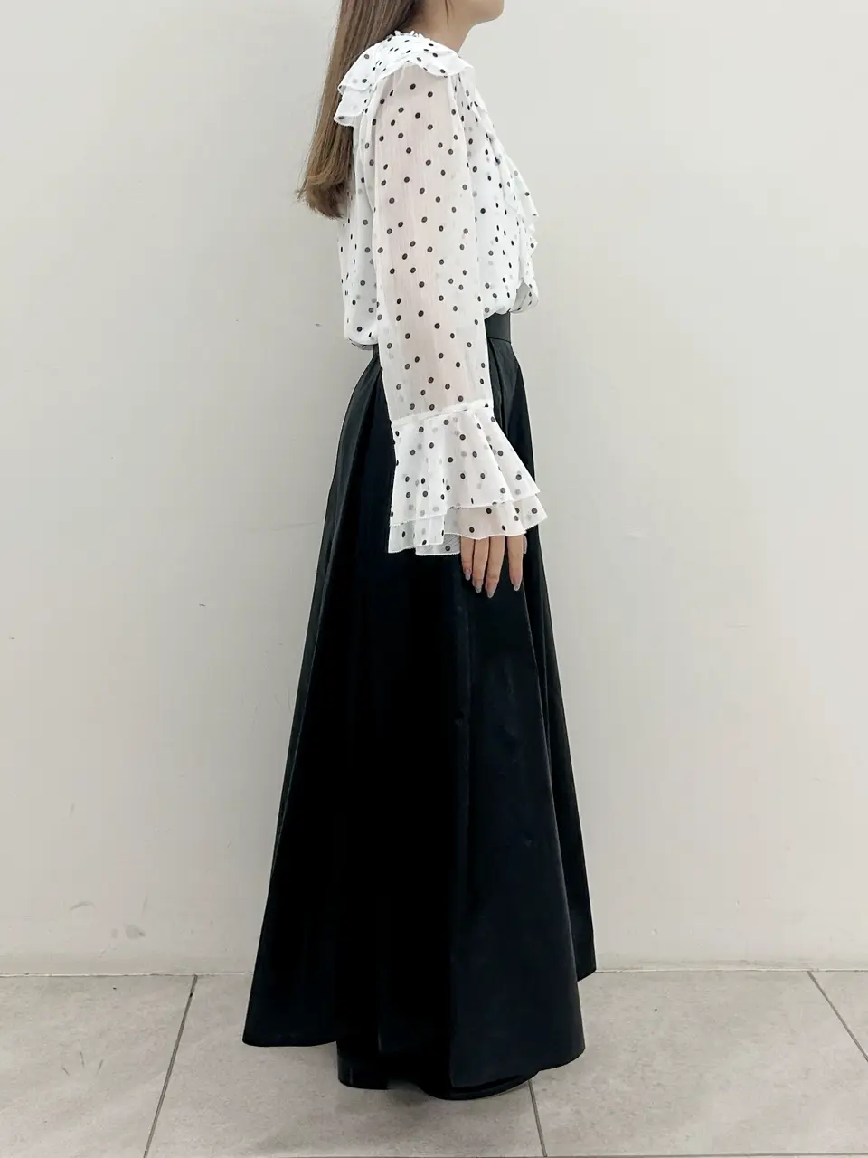 GRACE CONTINENTAL Miu Akamatsu コーディネート画像