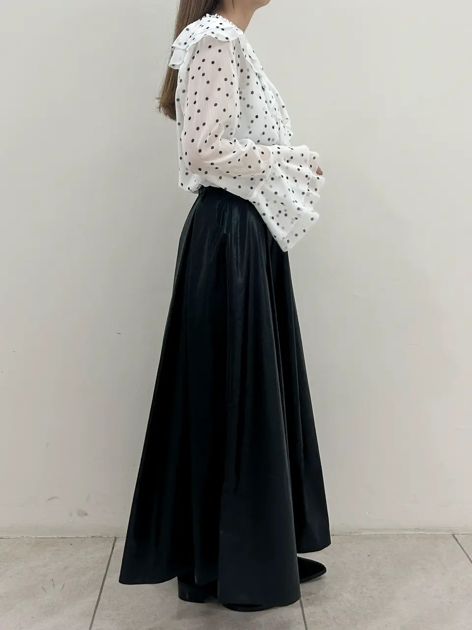 GRACE CONTINENTAL Miu Akamatsu コーディネート画像