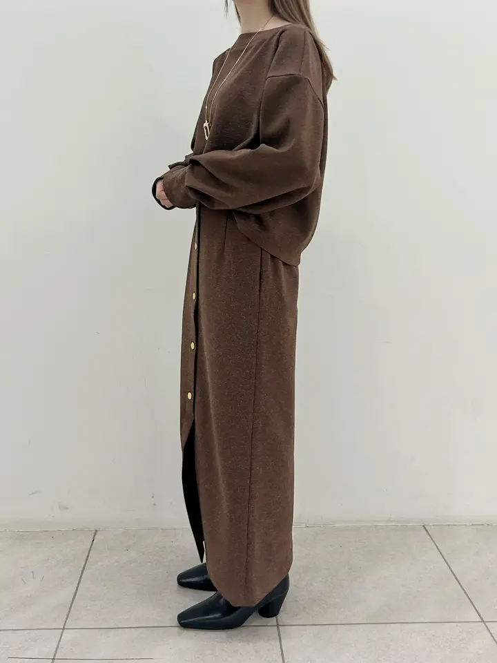 GRACE CONTINENTAL Miu Akamatsu コーディネート画像