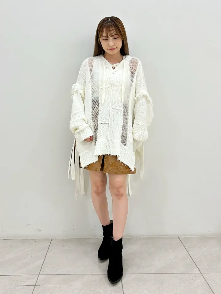 GRACE CONTINENTAL Miu Akamatsu コーディネート画像