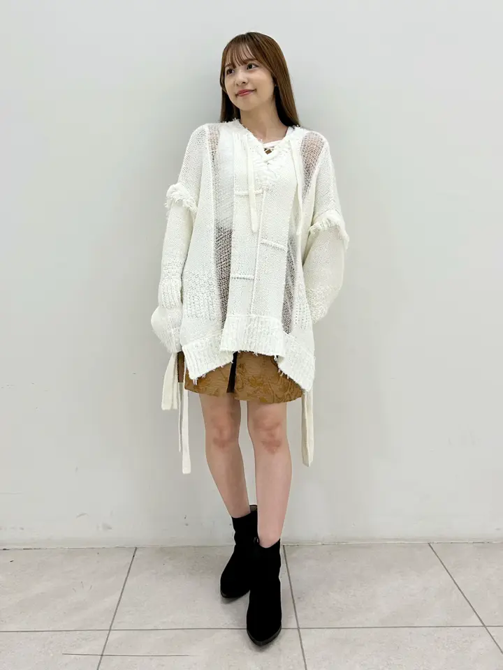 GRACE CONTINENTAL Miu Akamatsu コーディネート画像