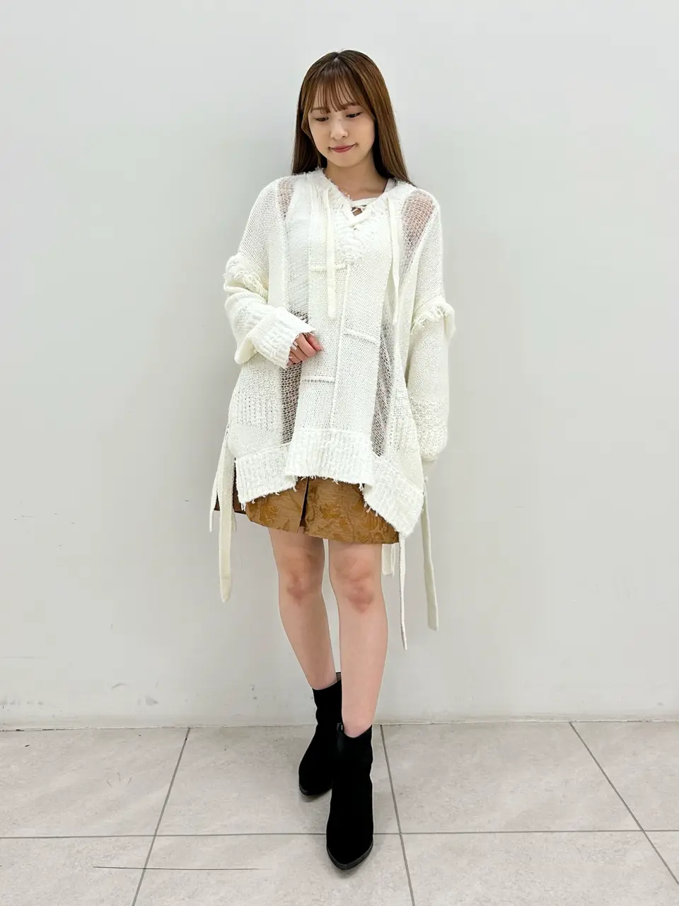 GRACE CONTINENTAL Miu Akamatsu コーディネート画像