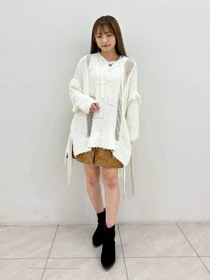 GRACE CONTINENTAL Miu Akamatsu コーディネート画像