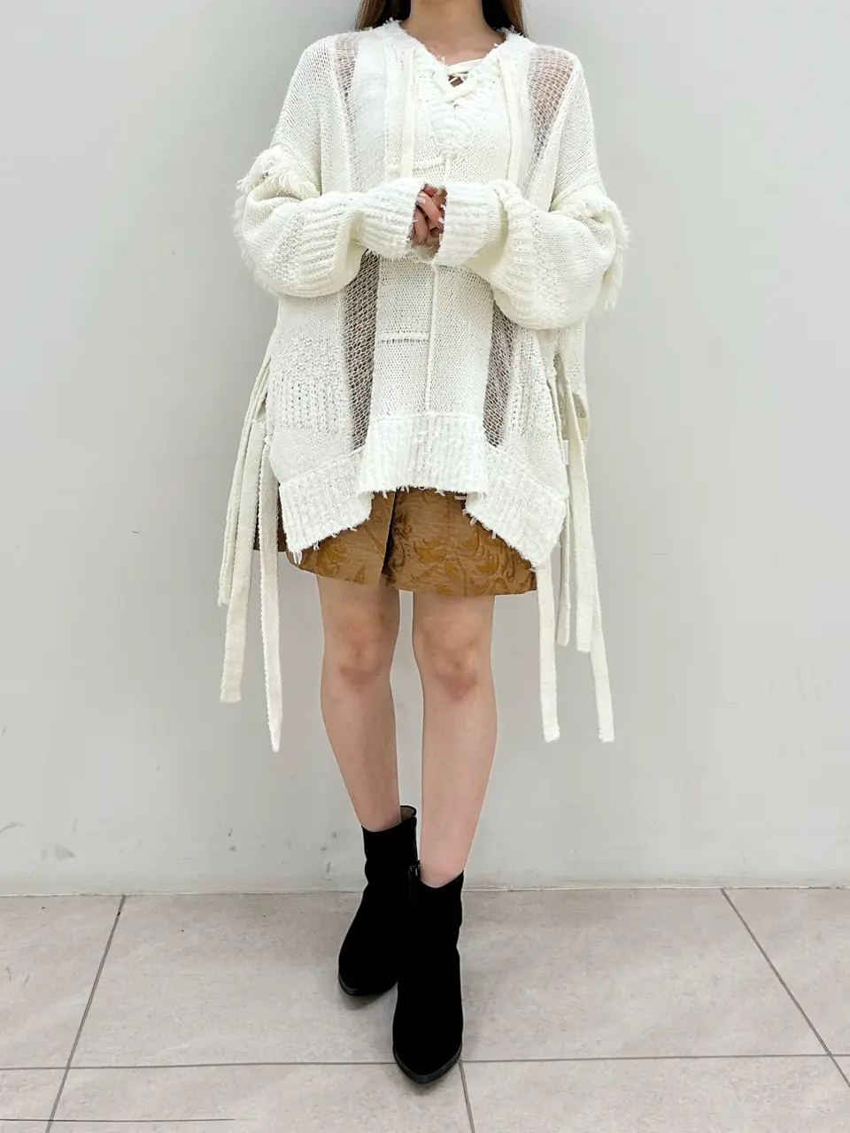 GRACE CONTINENTAL Miu Akamatsu コーディネート画像