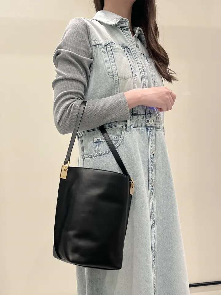 GRACE CONTINENTAL Hotei コーディネート画像