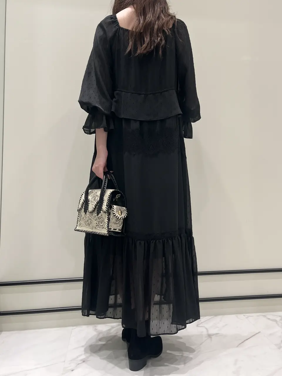 GRACE CONTINENTAL Hotei コーディネート画像