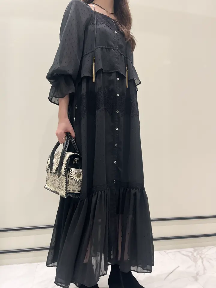 GRACE CONTINENTAL Hotei コーディネート画像