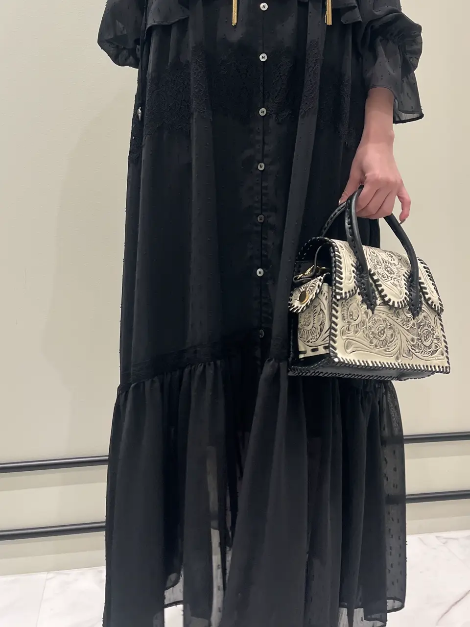 GRACE CONTINENTAL Hotei コーディネート画像