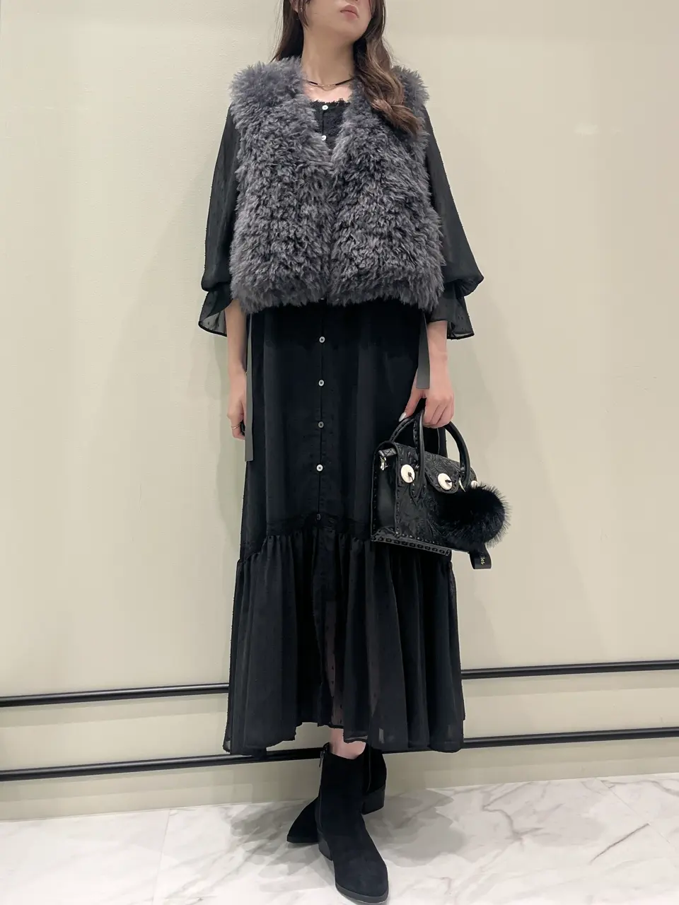 GRACE CONTINENTAL Hotei コーディネート画像