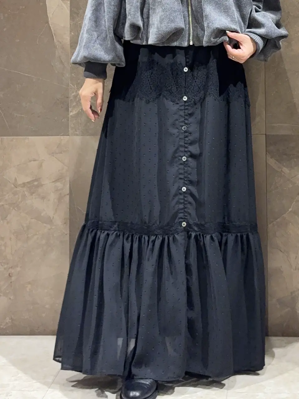 GRACE CONTINENTAL 穐山　香織 コーディネート画像